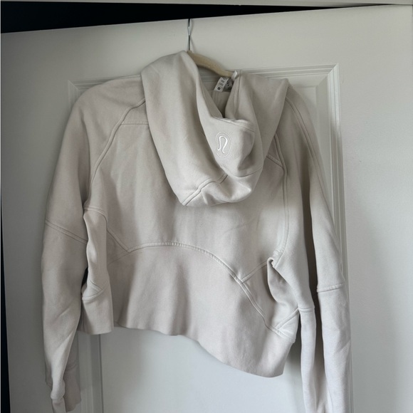 Lululemon Athletica Cream Relaxed Crop Hoodie Long Sleeve M/L - Picture 2 of 3